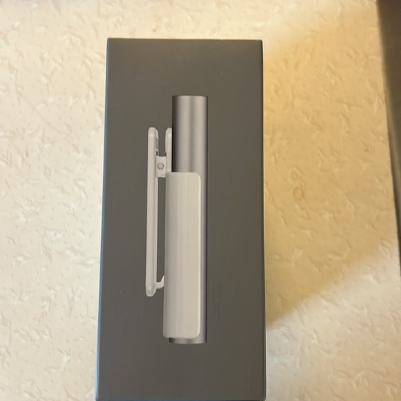 Brand new in box IPod mini - Picture 5 of 6